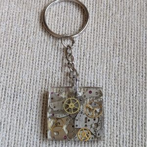 Key ring with gears
